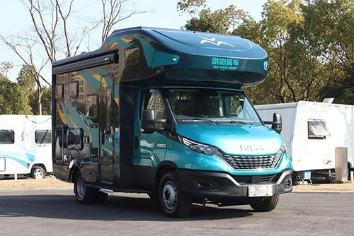 房车界劳斯莱斯,全身碳纤维,售价228万